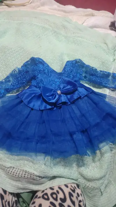 Vestido de bebe - miniatura 1