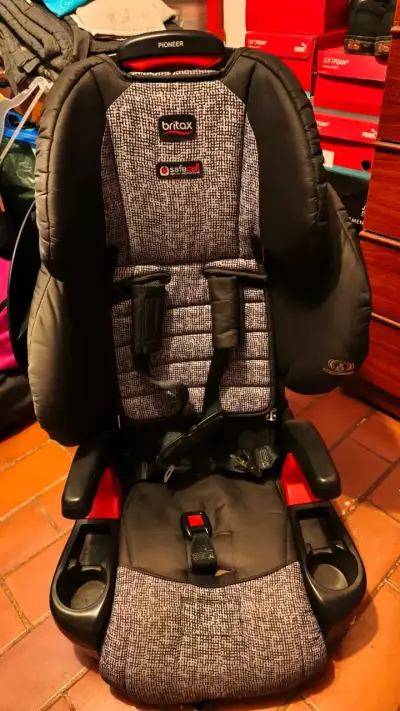 Silla de auto Britax Pioneer - miniatura 1