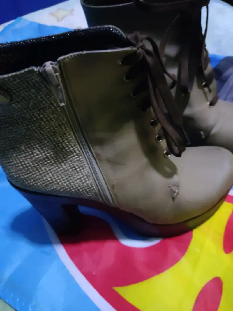 Botines con cordones café - 2