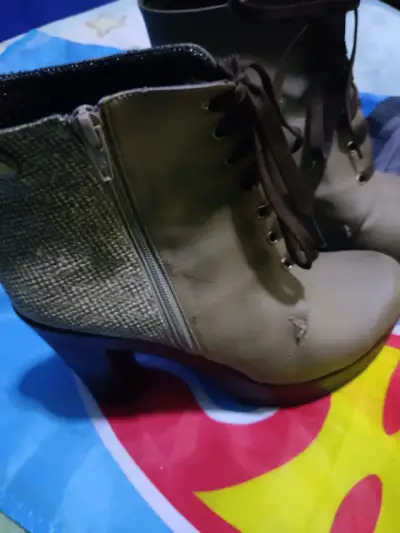 Botines con cordones café - miniatura 2