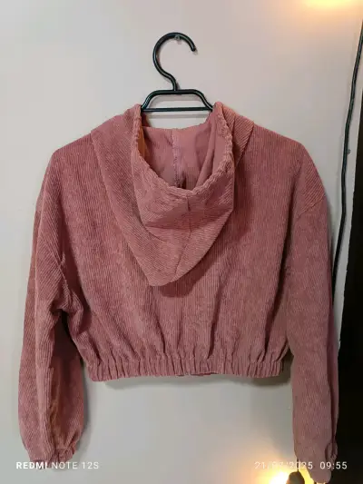 Chaqueta rosa con capucha - miniatura 2