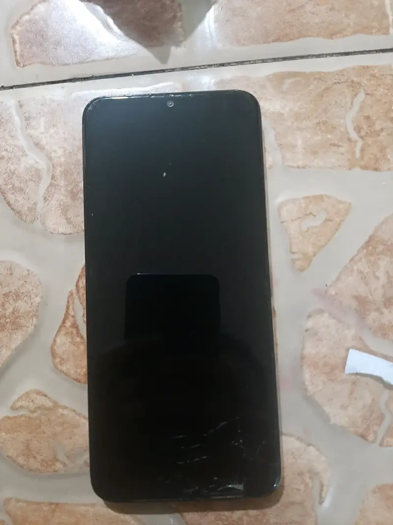 Conjunto de teléfonos usados - 3