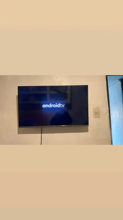 Smart TV 32 pulgadas con control - miniatura 3