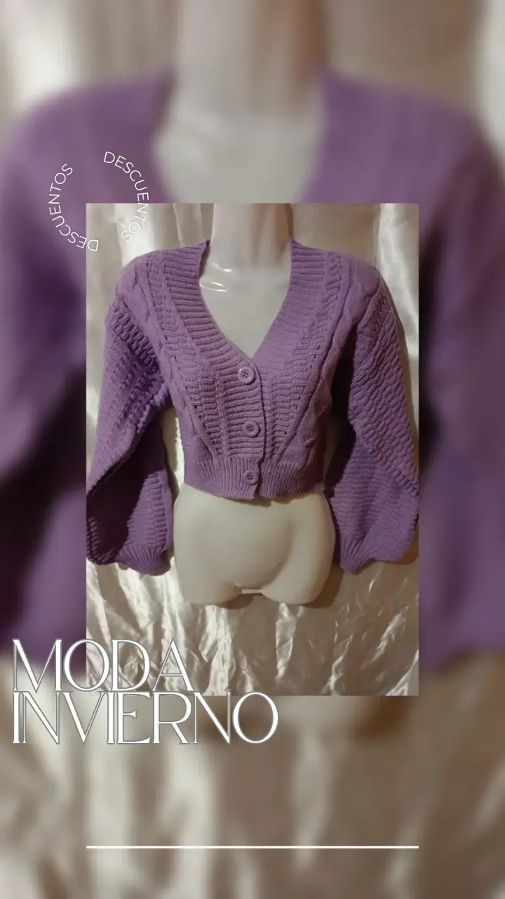 Cárdigan morado botonado