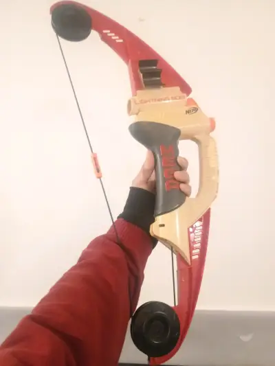 Arco de juguete NERF Mega - miniatura 3