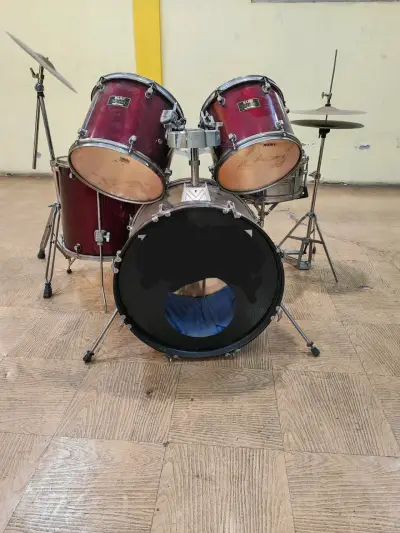 Batería acústica roja - miniatura 1