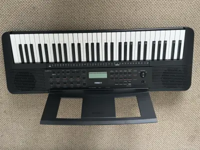 Teclado Yamaha  61 teclas PSR-E273 - miniatura 2