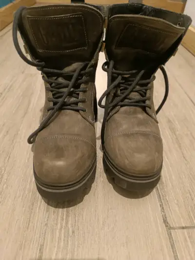 Botas de cuero verde - miniatura 1