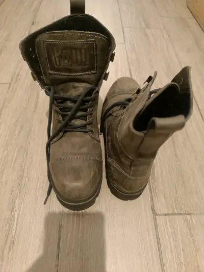 Botas de cuero verde - miniatura 2