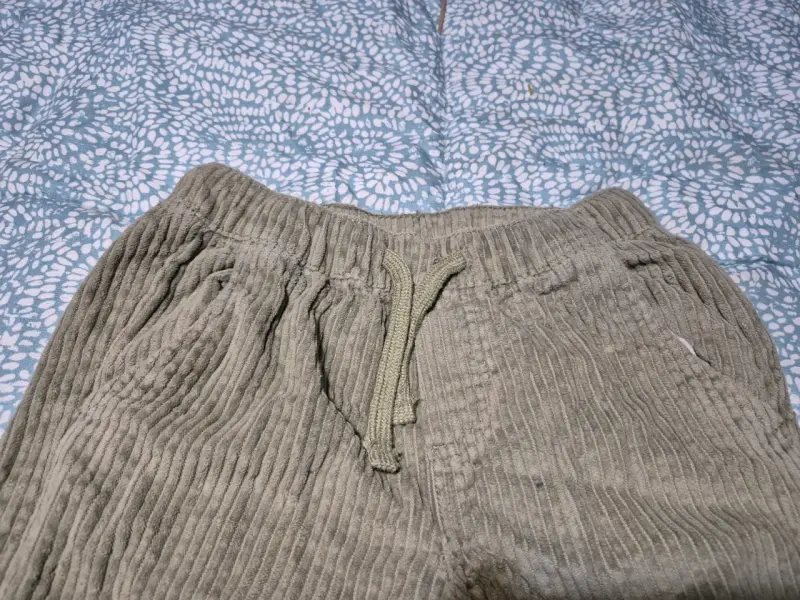 Pantalones de pana beige - 2