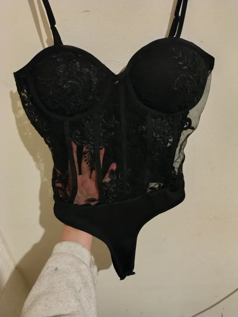 Body corset negro encaje