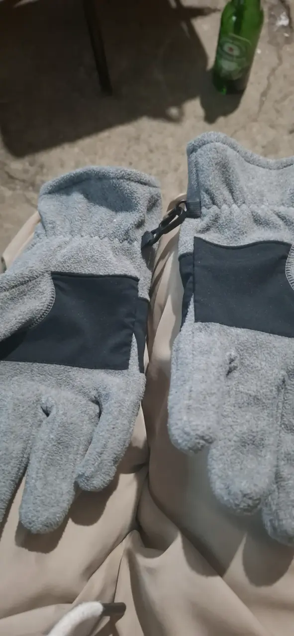 Guantes Columbia grises térmicos - 2