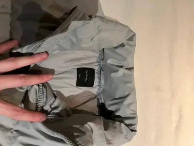 Chaqueta pluma basement talla L - miniatura 5