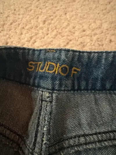 Jeans desgastados azul con roturas - miniatura 3