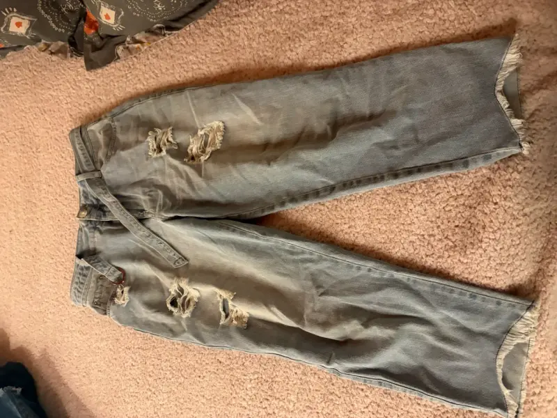 Jeans desgastados azul claro - 1