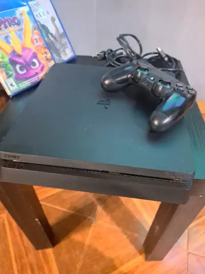 Consola PlayStation 4 con juegos - miniatura 3