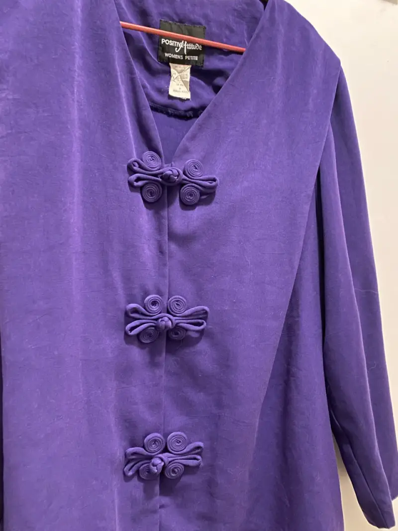 Tapado morado con botones de nudo chinos - 2