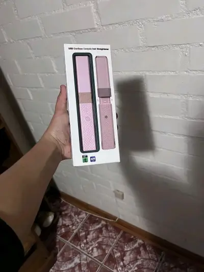 Plancha de pelo inalámbrica rosa - miniatura 1
