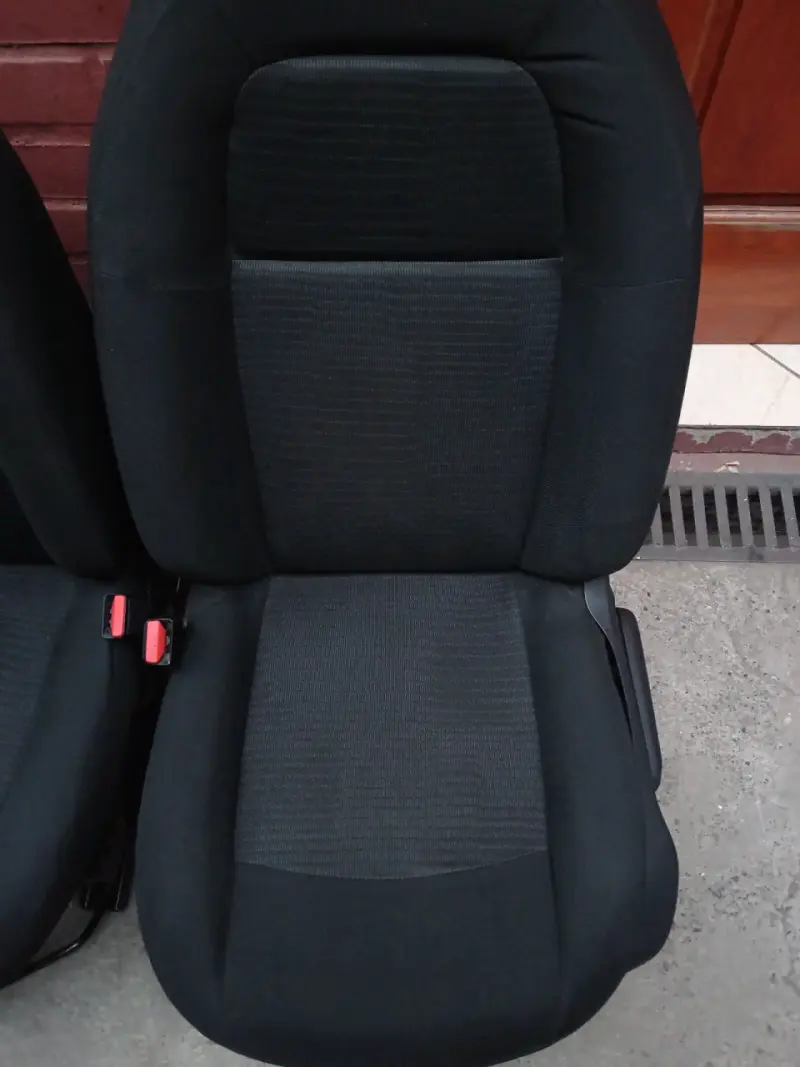 Butacas Peugeot 301 con airbag impecables - 4
