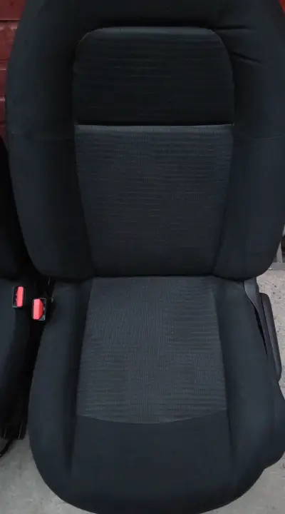 Butacas Peugeot 301 con airbag impecables - miniatura 5