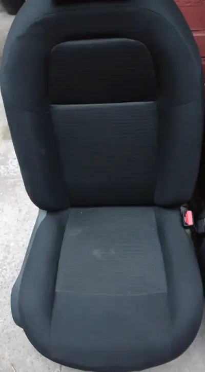 Butacas Peugeot 301 con airbag impecables - miniatura 6