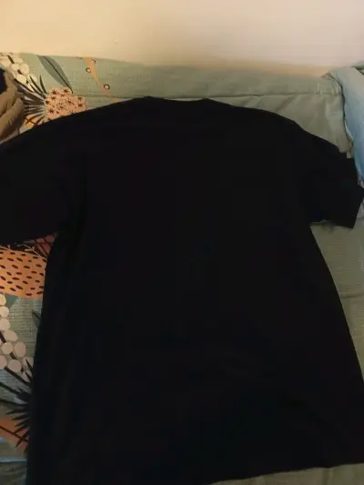 Polera negra Pokémon Charizard - miniatura 2