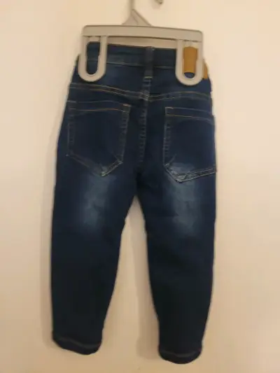 Pantalón de mezclilla niño azul - miniatura 4