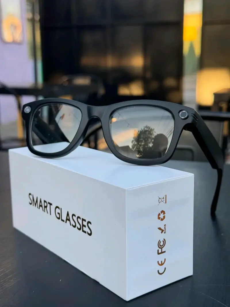Gafas inteligentes negras - 1