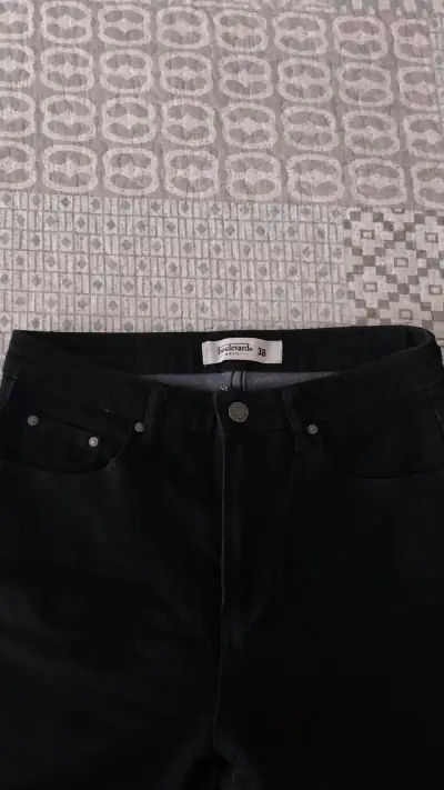Jeans negros talla 38 - miniatura 1