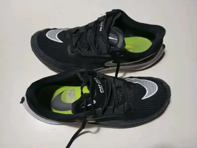 Zapatillas hombre Nike Fly3#43 (28cm) - miniatura 4