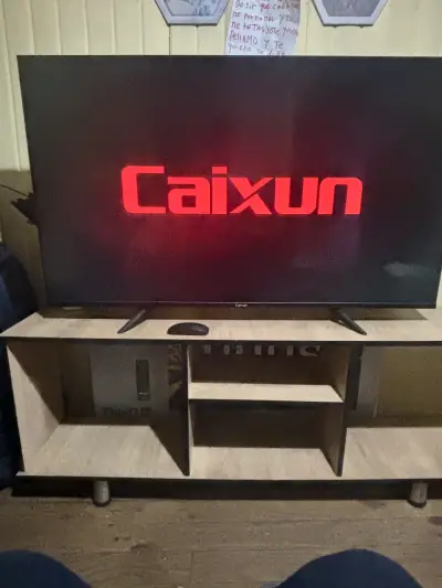 Televisor LED Caixun 50 pulgadas - miniatura 1