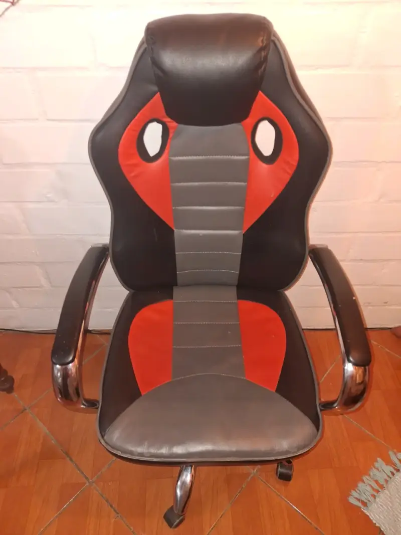 Silla gamer ergonómica roja - 1