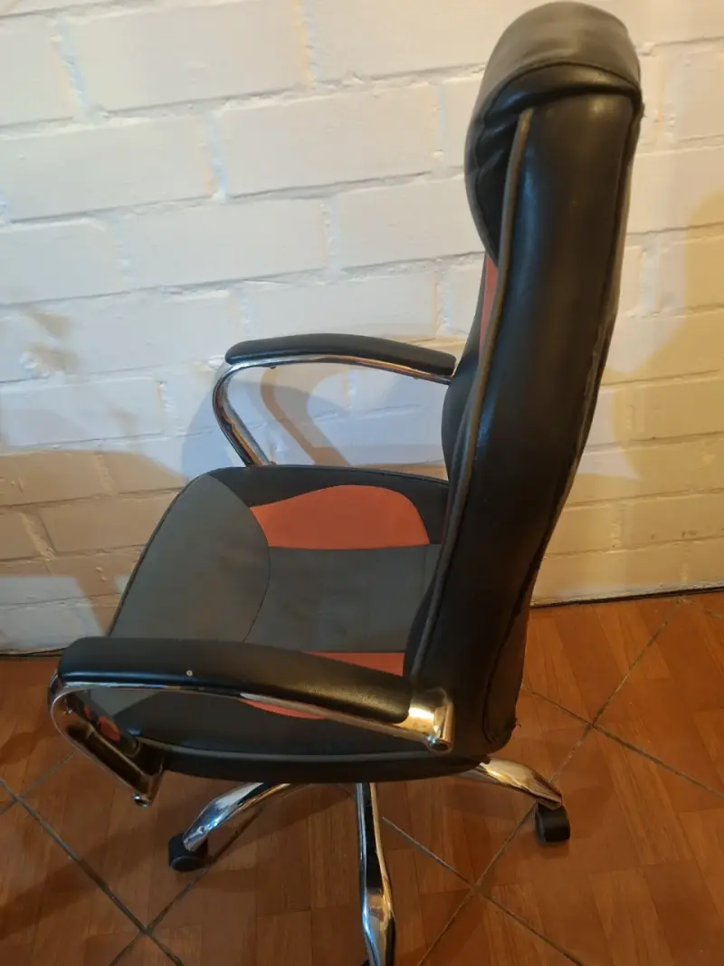 Silla gamer ergonómica roja - 3