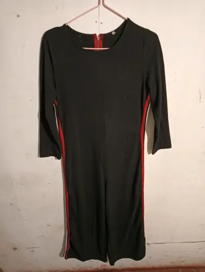 Enterito negro con rayas rojas - miniatura 1