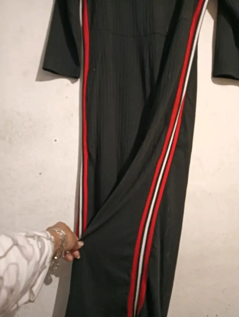 Enterito negro con rayas rojas - 3