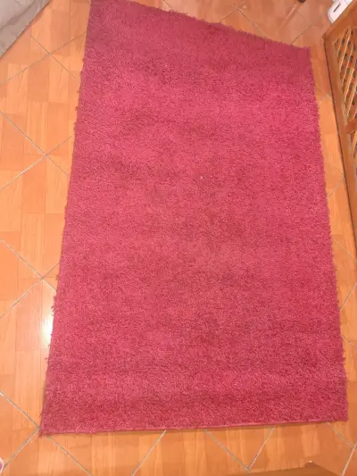 Alfombra roja esponjosa - miniatura 2