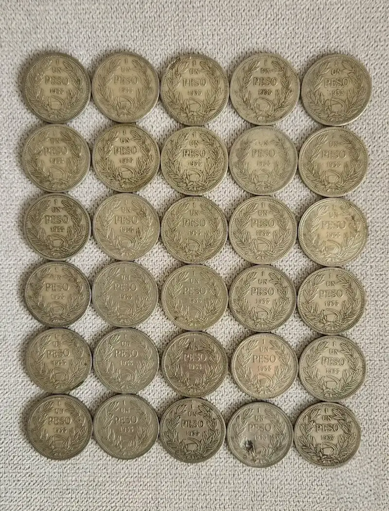 Monedas de Un Peso año 1933 cuproniquel - 1