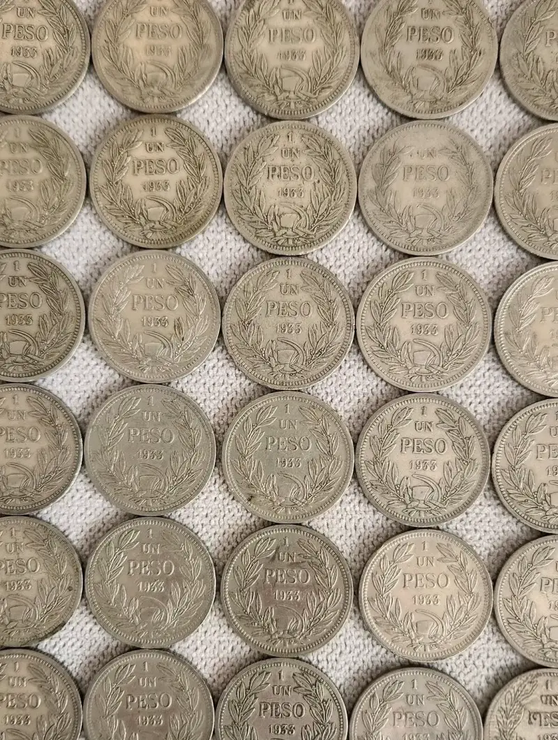 Monedas de Un Peso año 1933 cuproniquel - 3