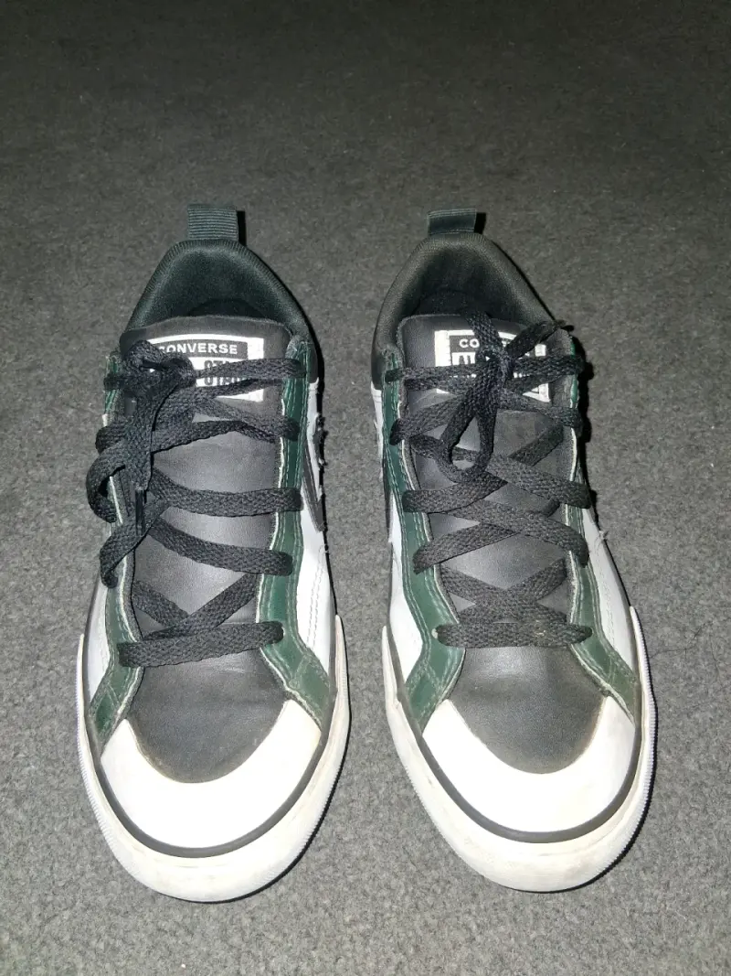 Zapatillas deportivas verde y negro Converse - 2