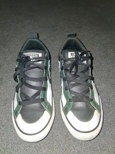 Zapatillas deportivas verde y negro Converse - miniatura 2