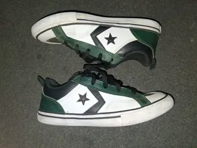 Zapatillas deportivas verde y negro Converse - miniatura 5