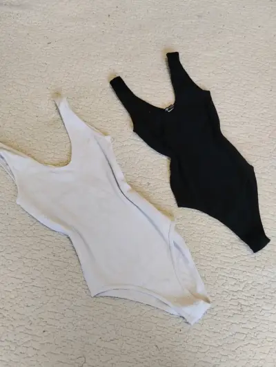 Bodys Zara negro y gris claro - miniatura 1