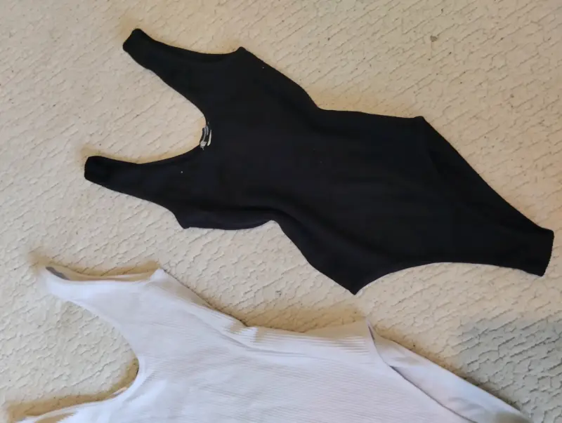 Bodys Zara negro y gris claro - 2