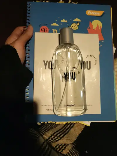 Set de perfumes masculinos y femeninos 100ml - miniatura 2
