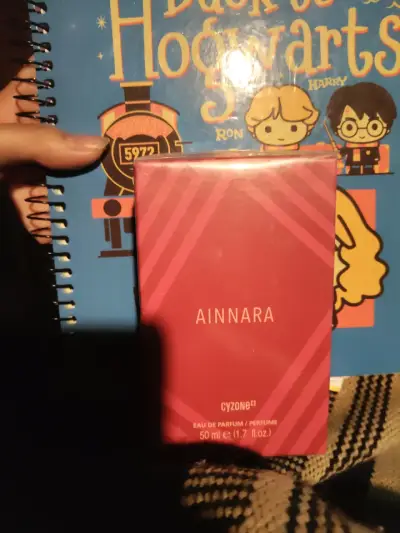 Set de perfumes masculinos y femeninos 100ml - miniatura 4