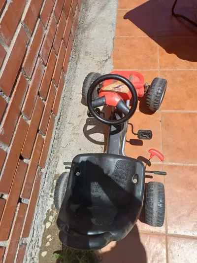 Go kart a pedales - miniatura 1