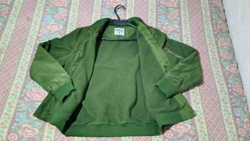 Chaqueta bomber verde Bearcliff - 3