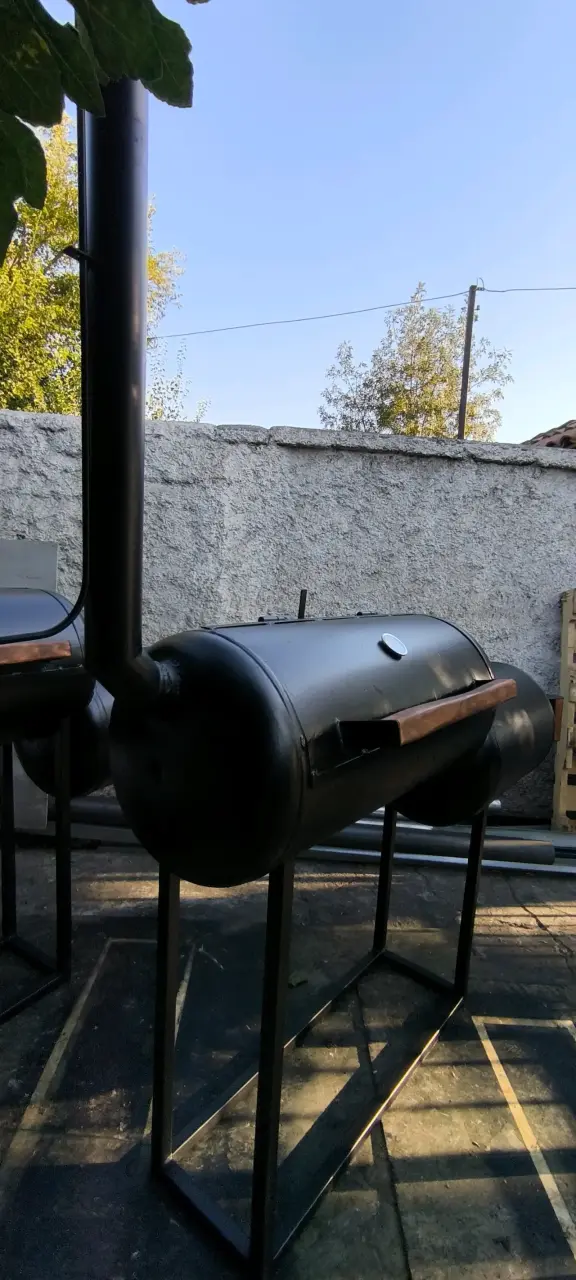 Parrilla ahumadora grande - 4