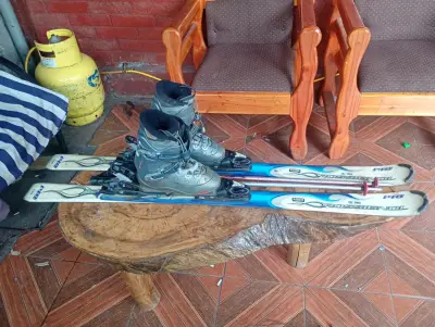 Esquís con botas Rossignol - miniatura 1