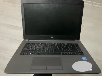 Notebook HP pantalla 15 pulgadas - miniatura 1